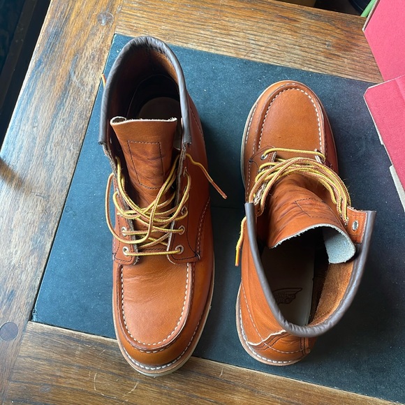 Red Wing Classic Moc 875 size 9.5D - Picture 2 of 4